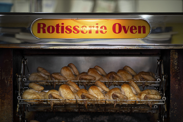 ローストチキン コオロギ 宮崎本店の写真2枚目